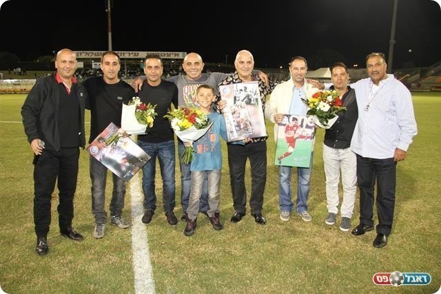 שוב כניסה חופשית ושוב פרגון גדול לראש העיר, איתמר שמעוני משמאל (אייל אסרף)